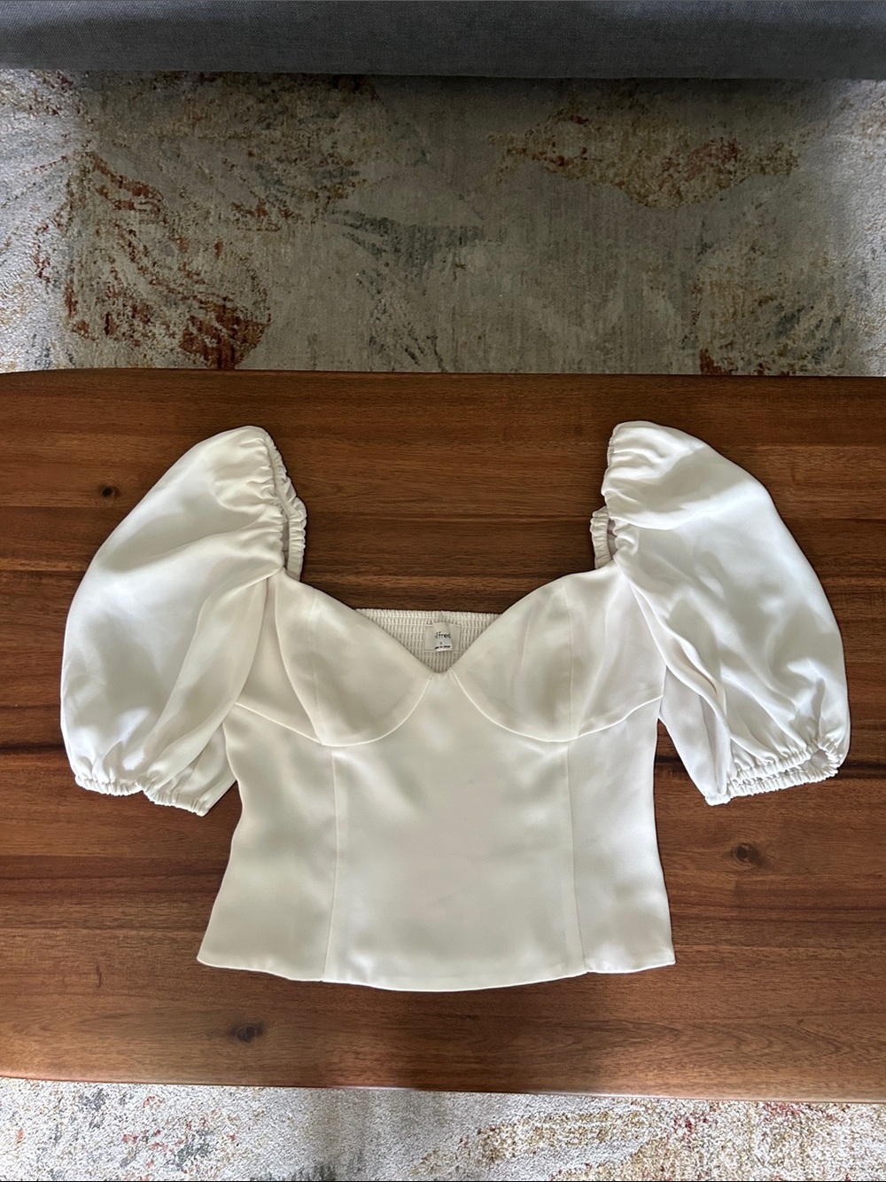 Aritizia Wilfred Ivory Cap-Sleeve Sweetheart Top - Small